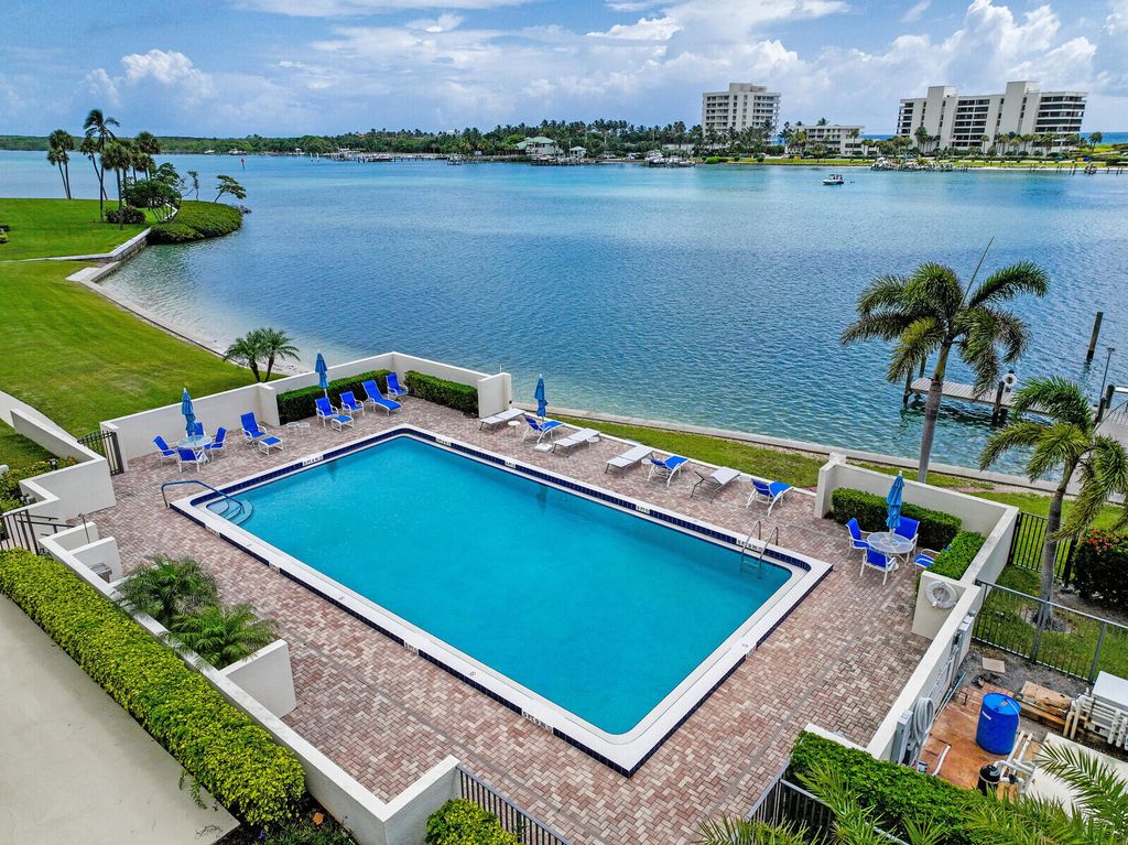 Photo of 19800 Sandpointe Bay Drive #512, Tequesta, FL 33469 (MLS # B26022707)