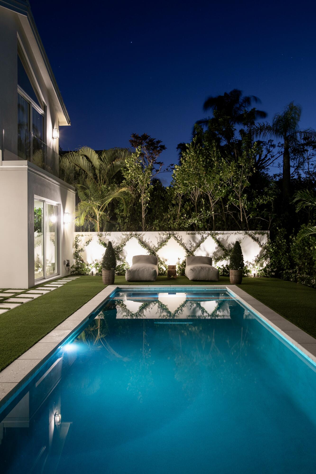 FRENCHMANS CREEK PAR E-5 - Residential