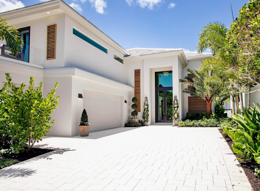 Photo of 3667 Toulouse Drive, Palm Beach Gardens, FL 33410 (MLS # B26026836)