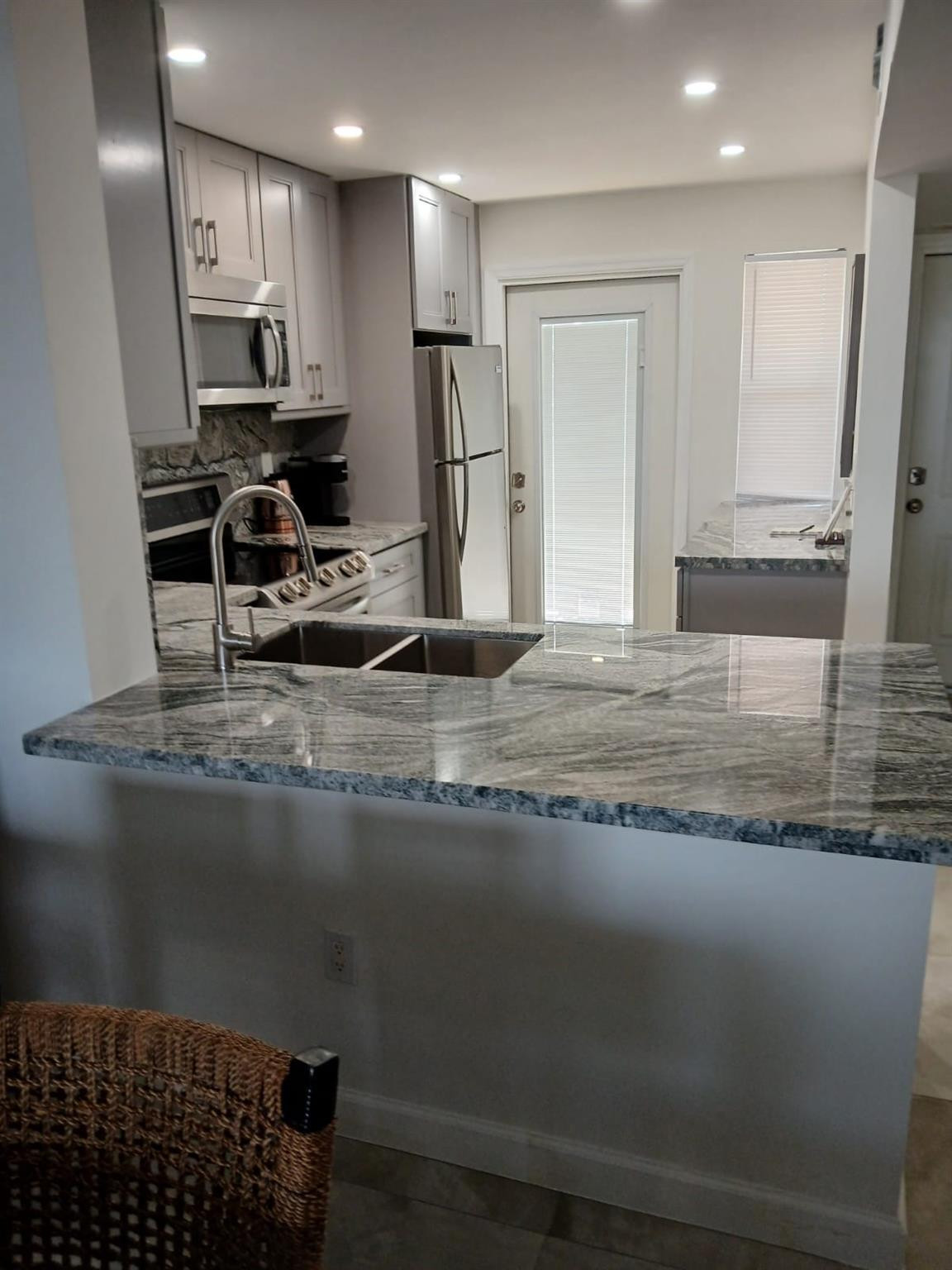 ISLANDS MARTINIQUE - Residential