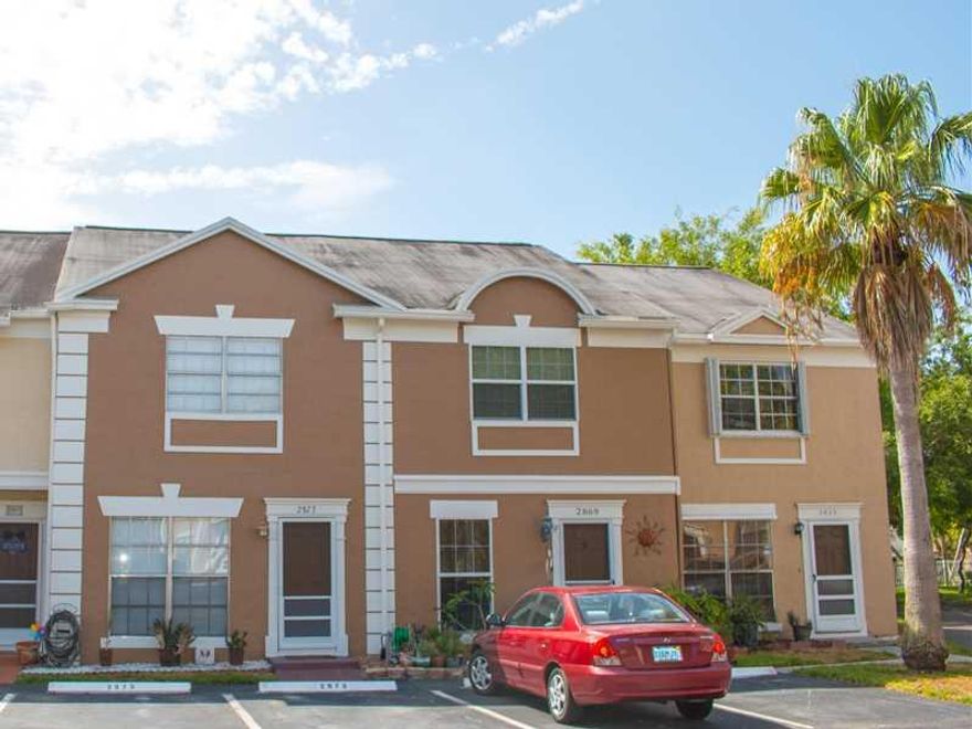 DO NOT MISS THIS OPPORTUNITY!  GORGEOUS COOPER CITY ROCK CREEK TOWN HOME. LOCATED IN A GREAT SCHOOL DISTRICT.  IT IS A 2 BEDROOM 2 AND 1/2 BATHROOM HOUSE.  BATHROOMS HAVE BEEN UPGRADED WITH UPGRADED KITCHEN.  PETS ARE ALLOWED WITH AN ADDITIONAL PET DEPOSI T.  TILE FLOORS ON 1ST FLOOR AND WOOD FLOORS UPSTAIRS. DON'T WAIT WILL NOT LAST!