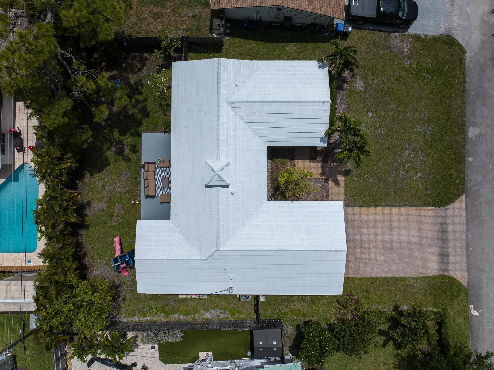 5706 NE 17th Ave