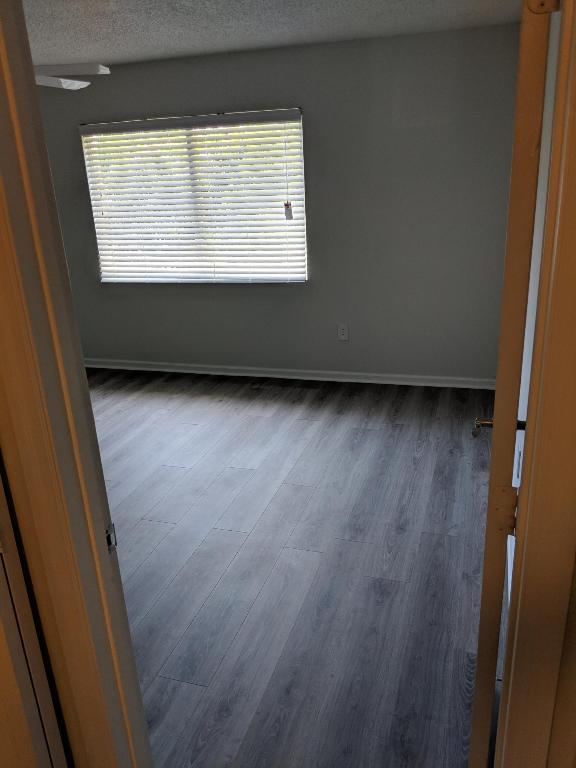 SAWGRASS EXCHANGE PLAT - Residential Lease