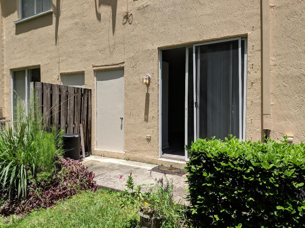 SAWGRASS EXCHANGE PLAT - Residential Lease