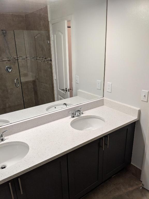 SAWGRASS EXCHANGE PLAT - Residential Lease