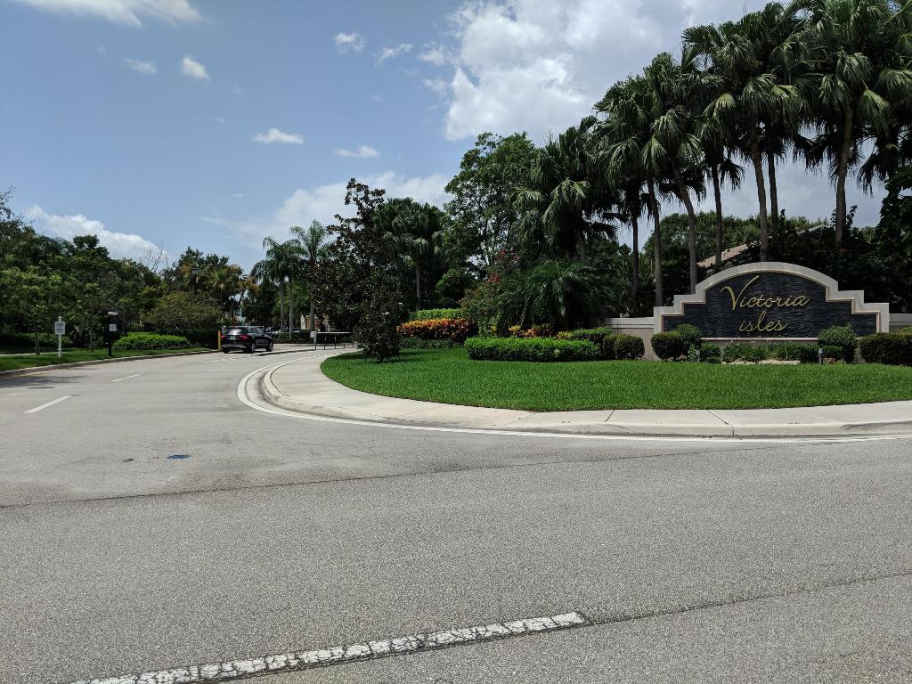 SAWGRASS EXCHANGE PLAT - Residential Lease