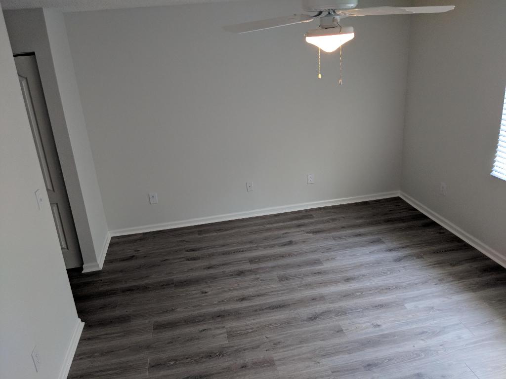 SAWGRASS EXCHANGE PLAT - Residential Lease