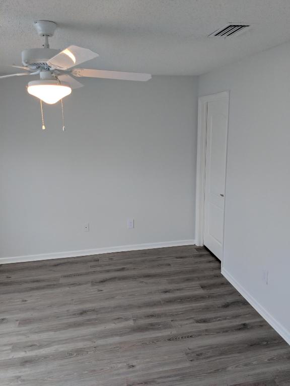 SAWGRASS EXCHANGE PLAT - Residential Lease