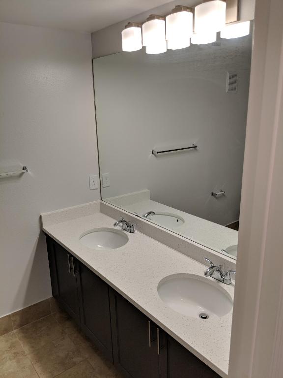 SAWGRASS EXCHANGE PLAT - Residential Lease