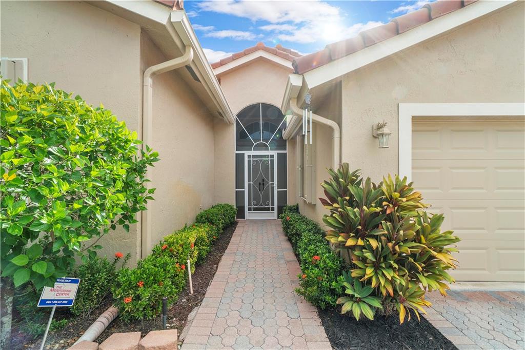 VENETIAN ISLES - Residential