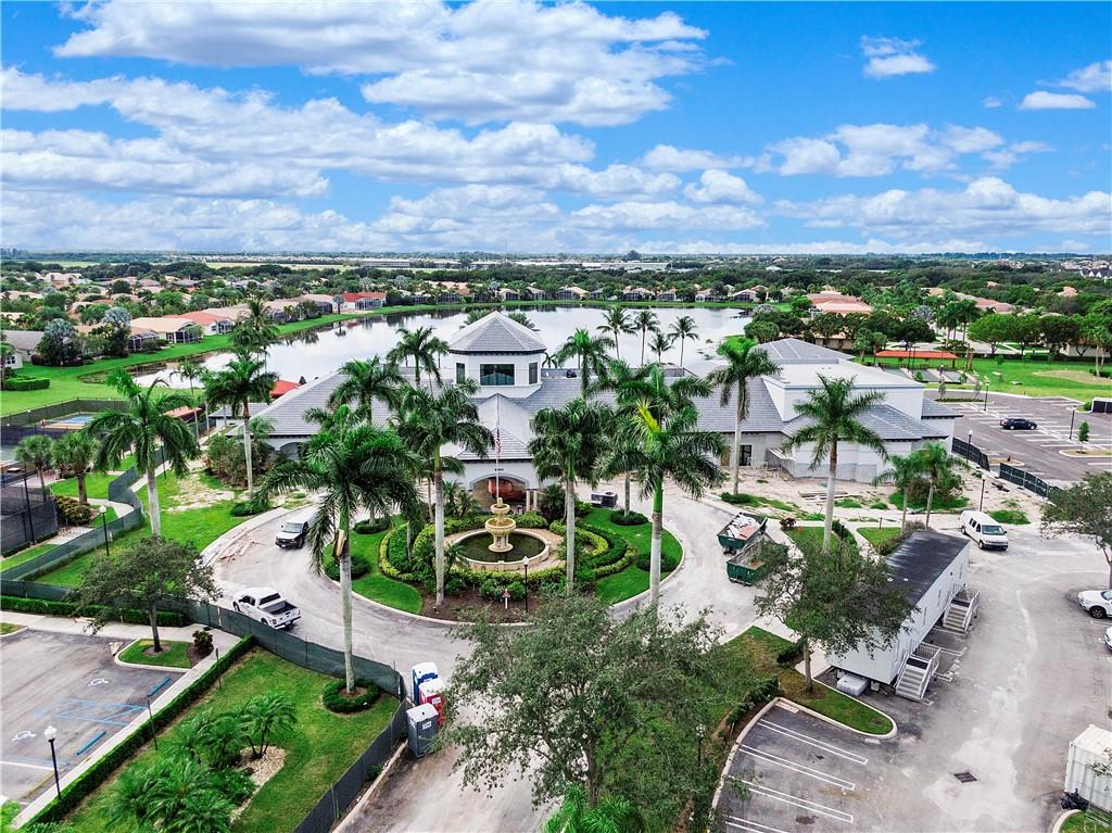 VENETIAN ISLES - Residential