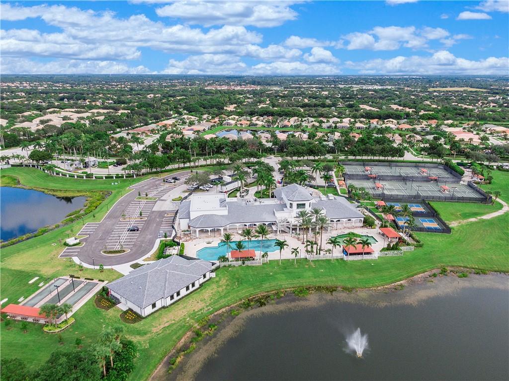 VENETIAN ISLES - Residential