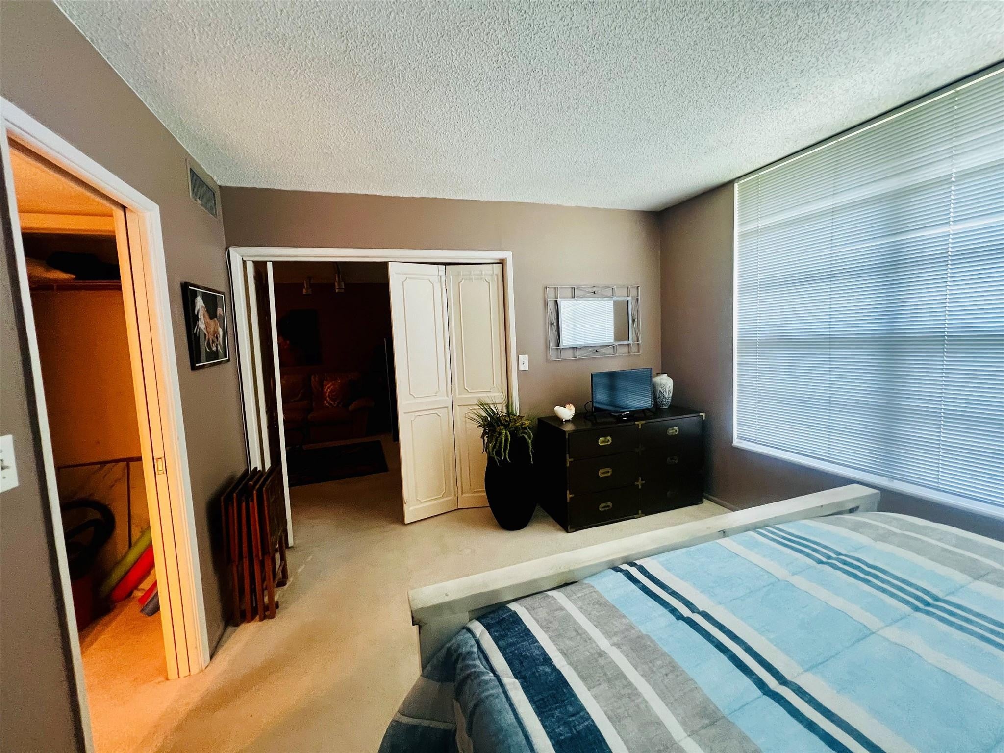605 Oaks Drive 1009