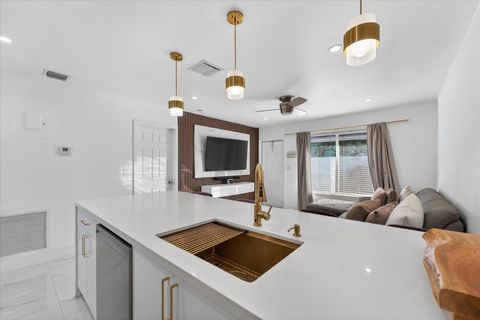 883 NE 33rd Street Oakland Park FL 33334