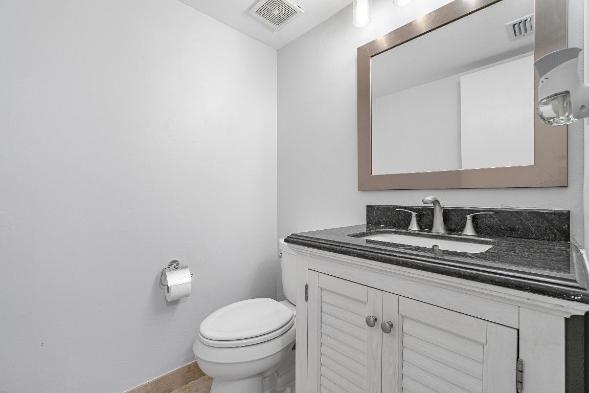 SPANISH WELLS CONDO I - Residential