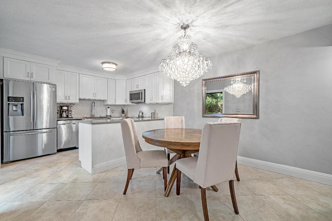 SPANISH WELLS CONDO I - Residential