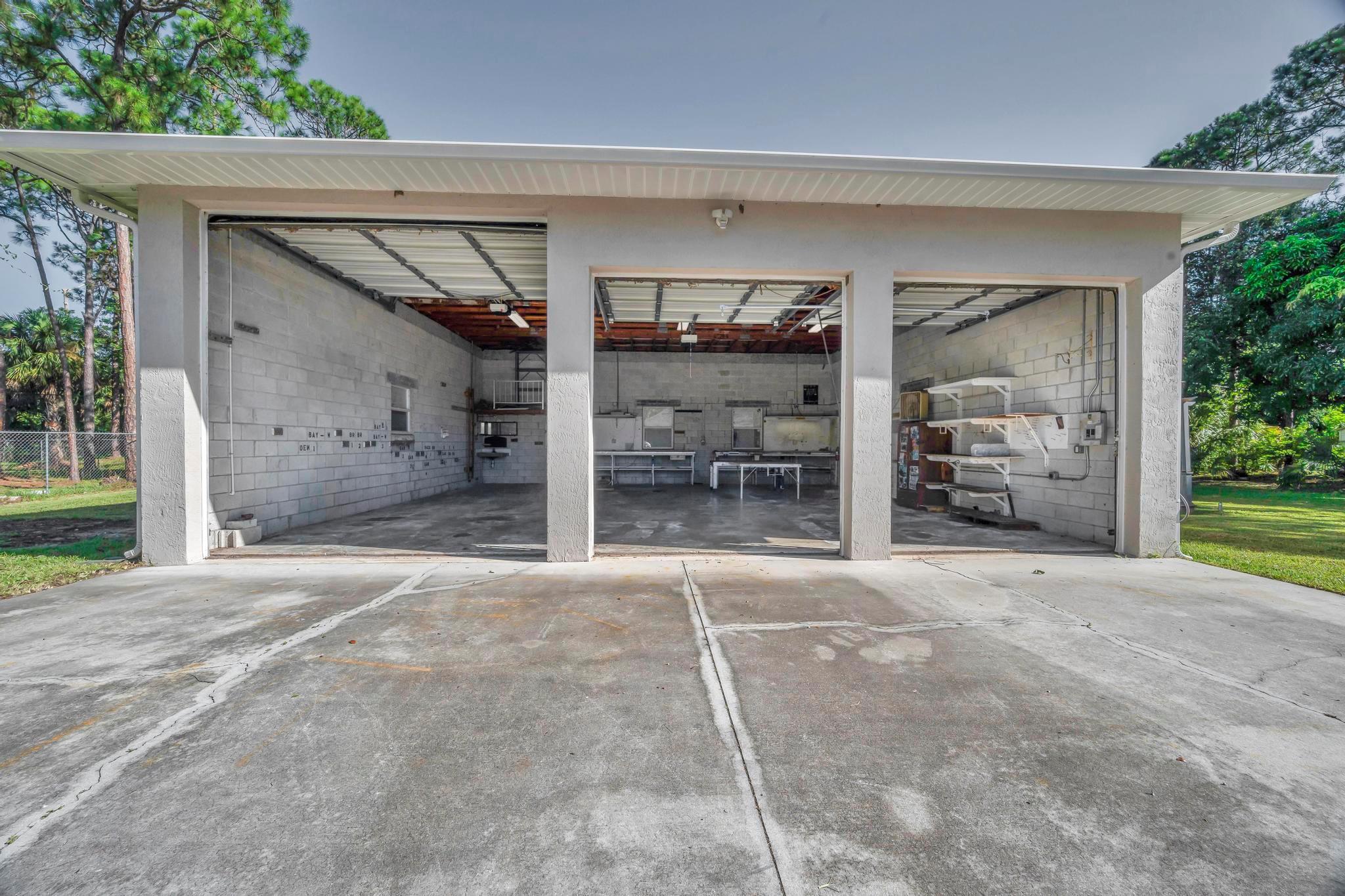 HIDDEN PINES ESTATES - Residential