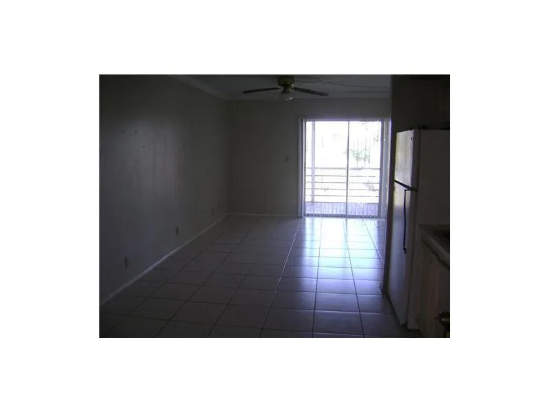 2700 Riverside Dr Unit 302-B