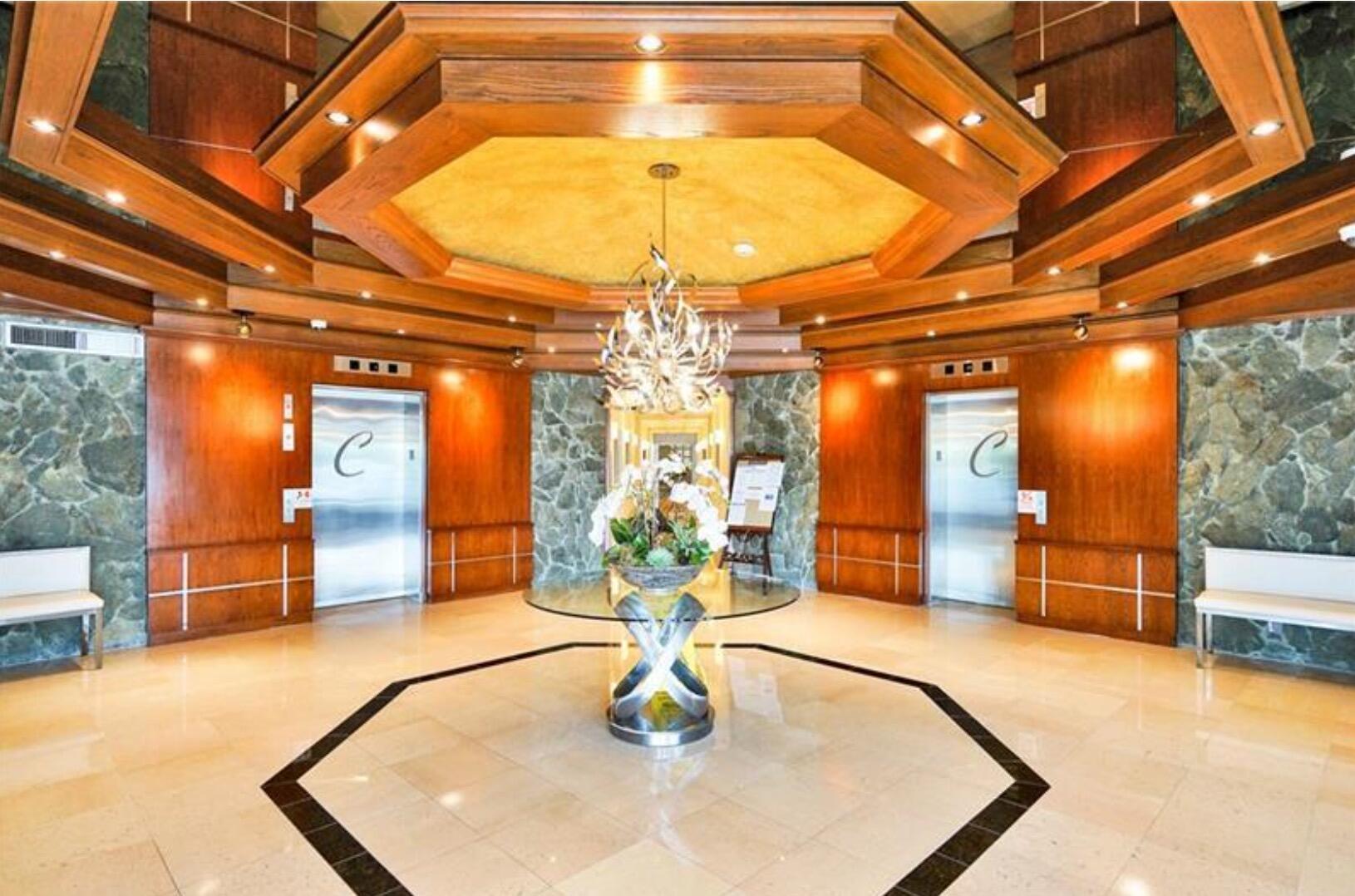 CLARIDGE CONDO - Residential