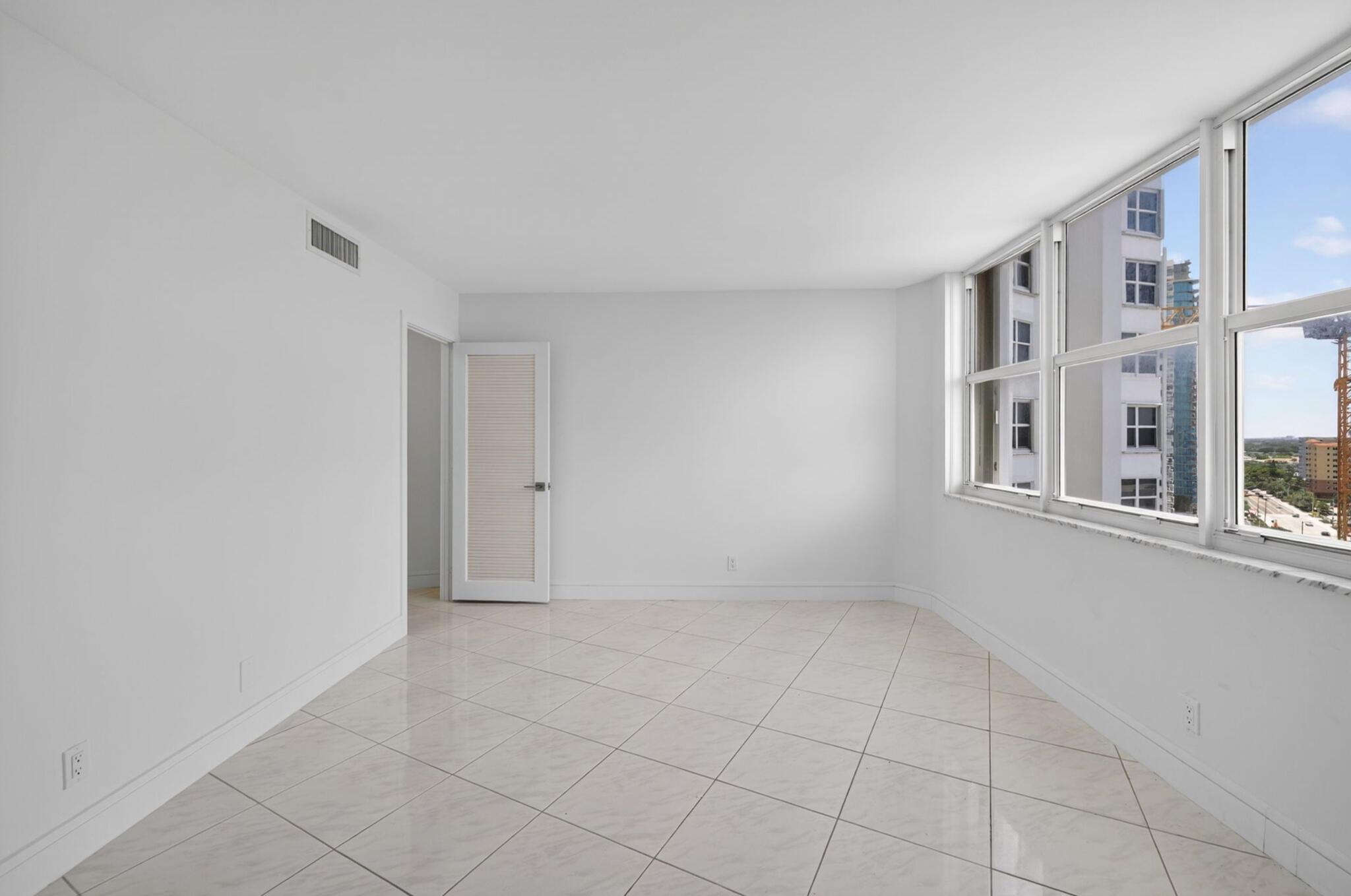 CLARIDGE CONDO - Residential