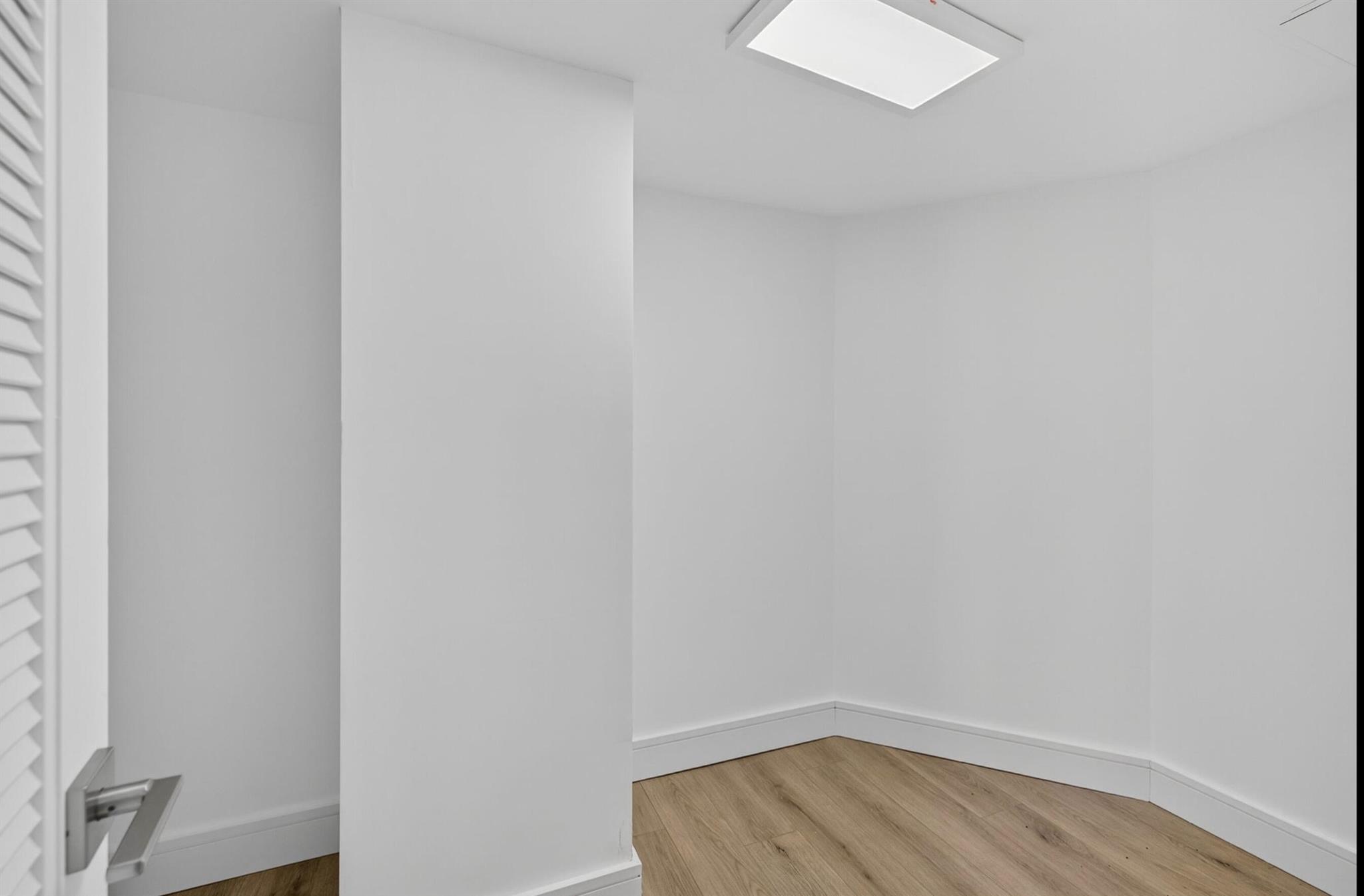 CLARIDGE CONDO - Residential