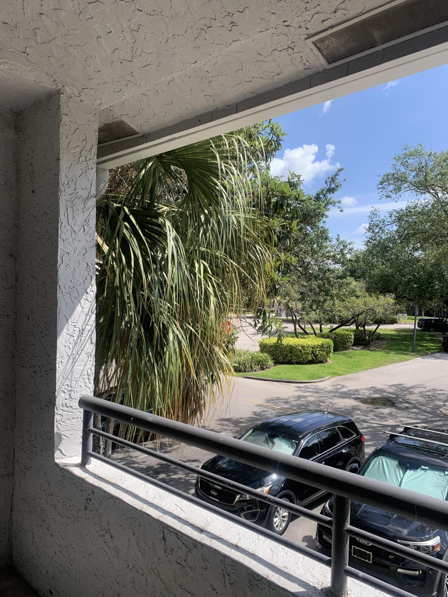 COCO PARC CONDO - Residential