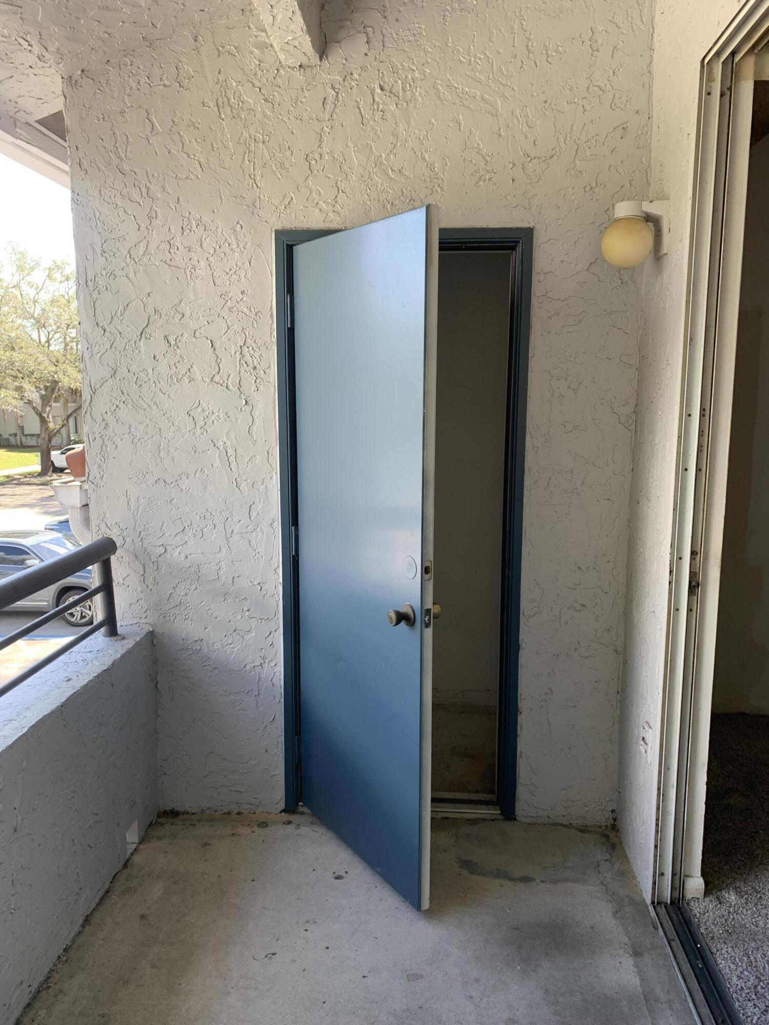 COCO PARC CONDO - Residential