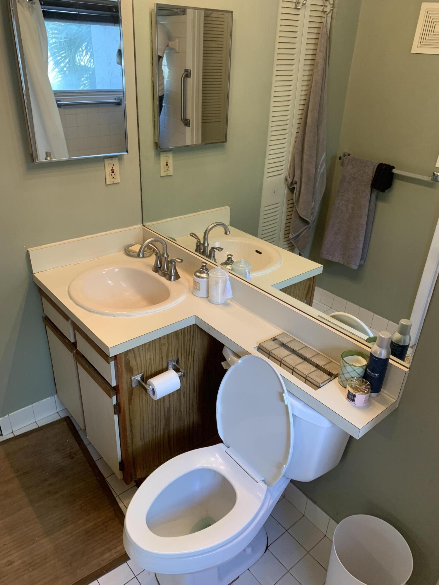 COCO PARC CONDO - Residential