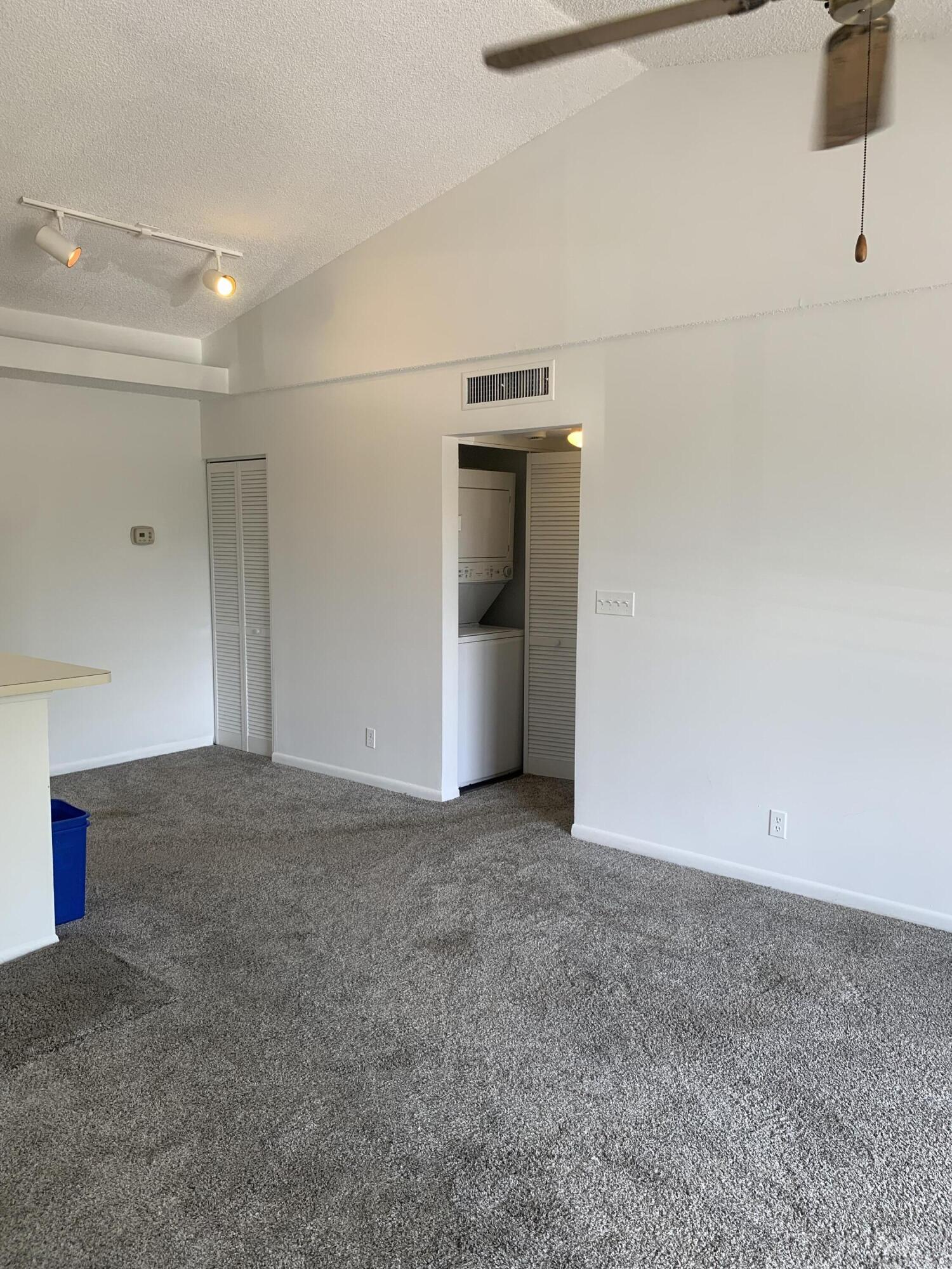 651 Lyons Road 10207