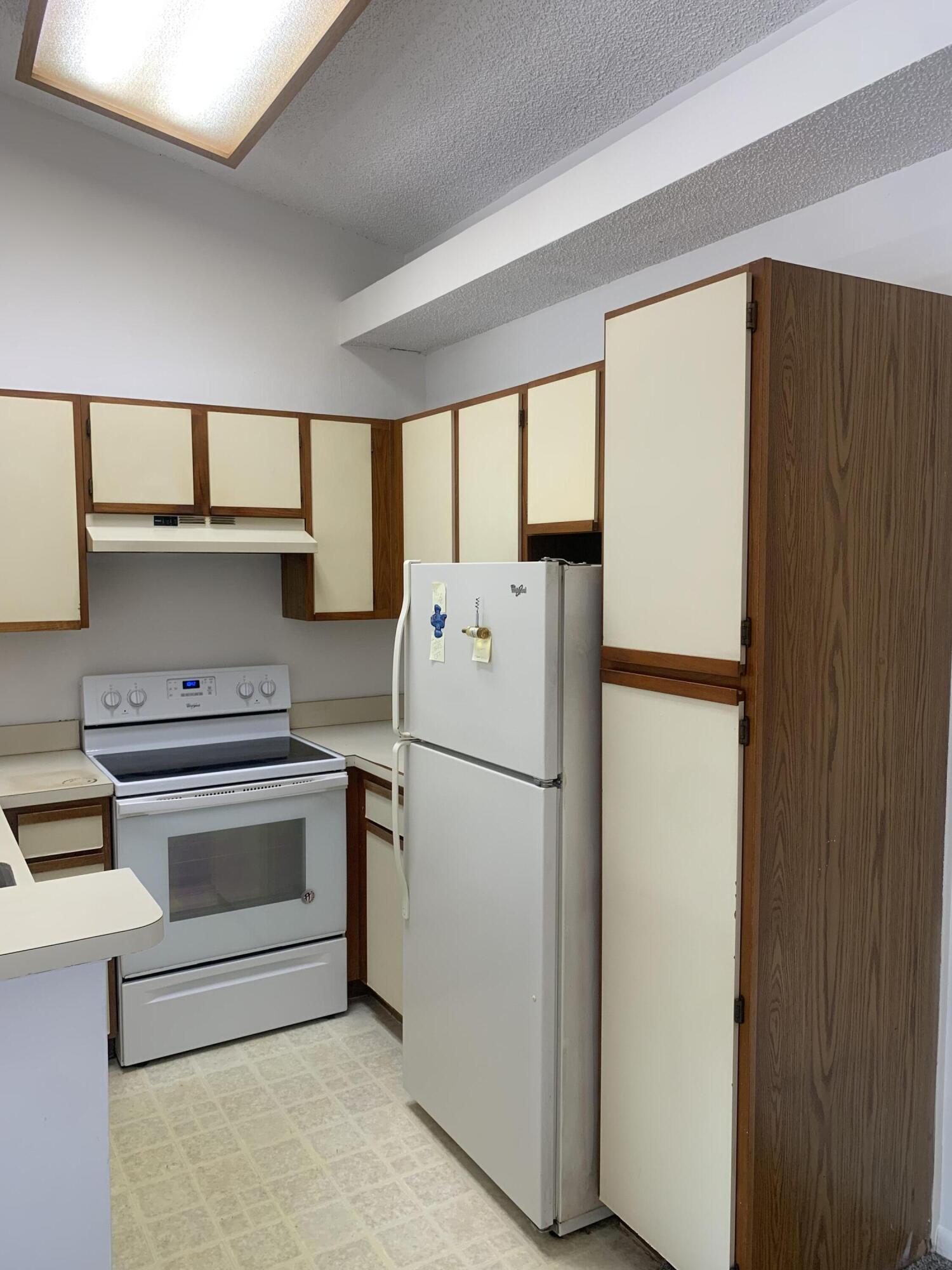 COCO PARC CONDO - Residential