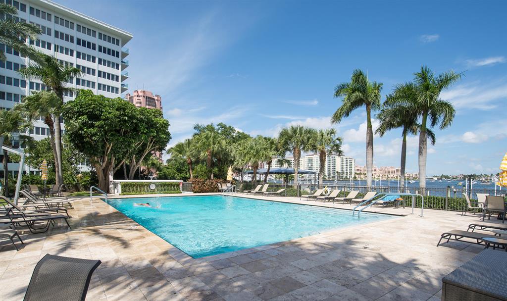 Lake House South Condo - Residential