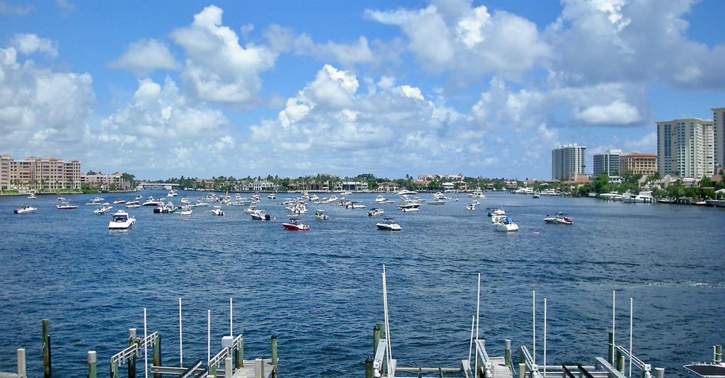 Lake House South Condo - Residential