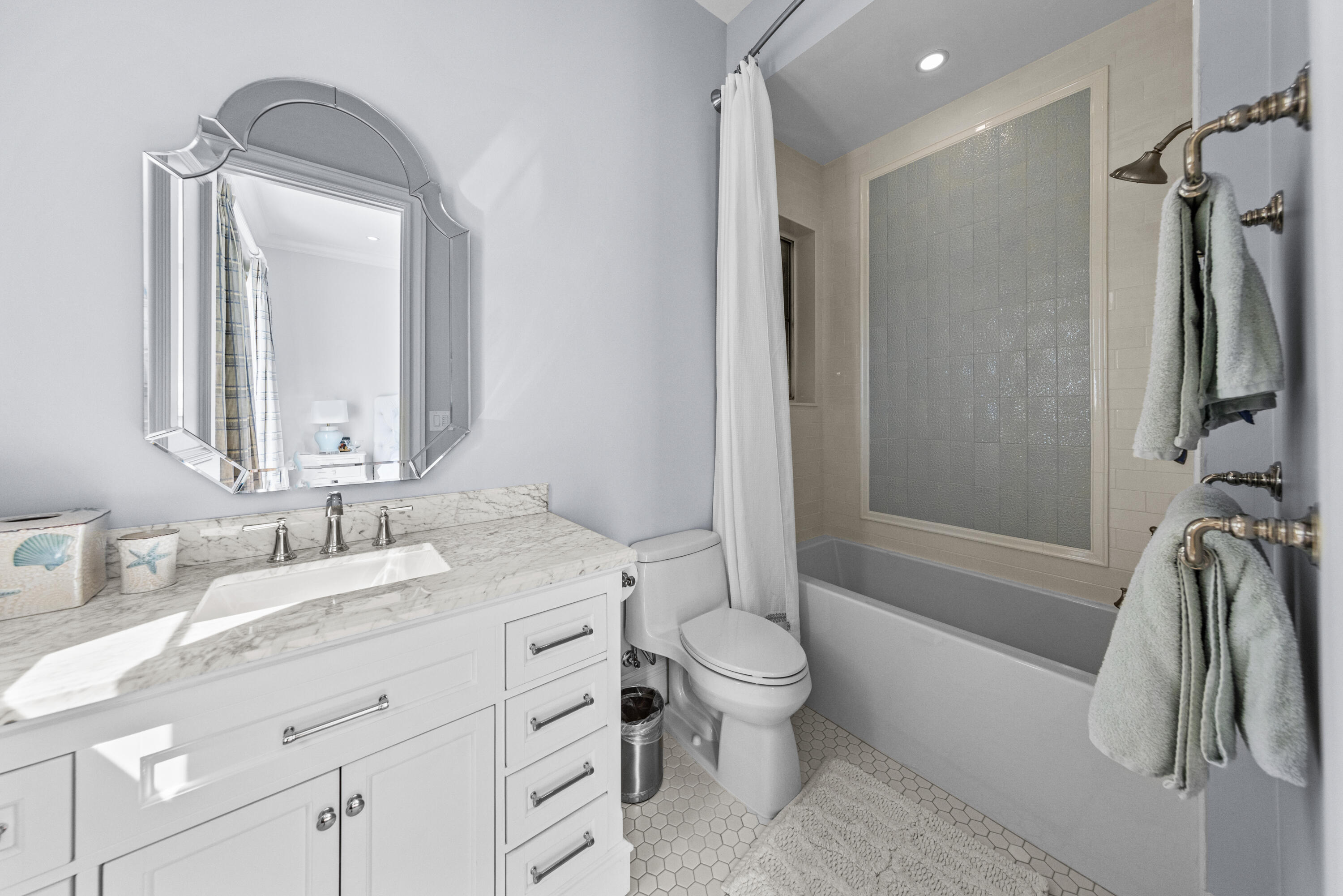 DELRAY ISLE - Residential