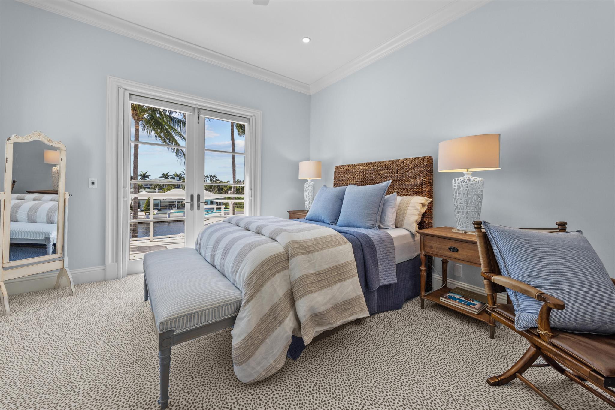 DELRAY ISLE - Residential