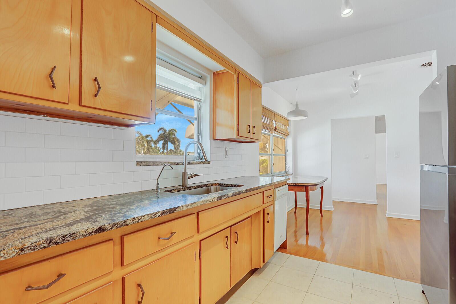 PLEASANT RIDGE - Residential Lease