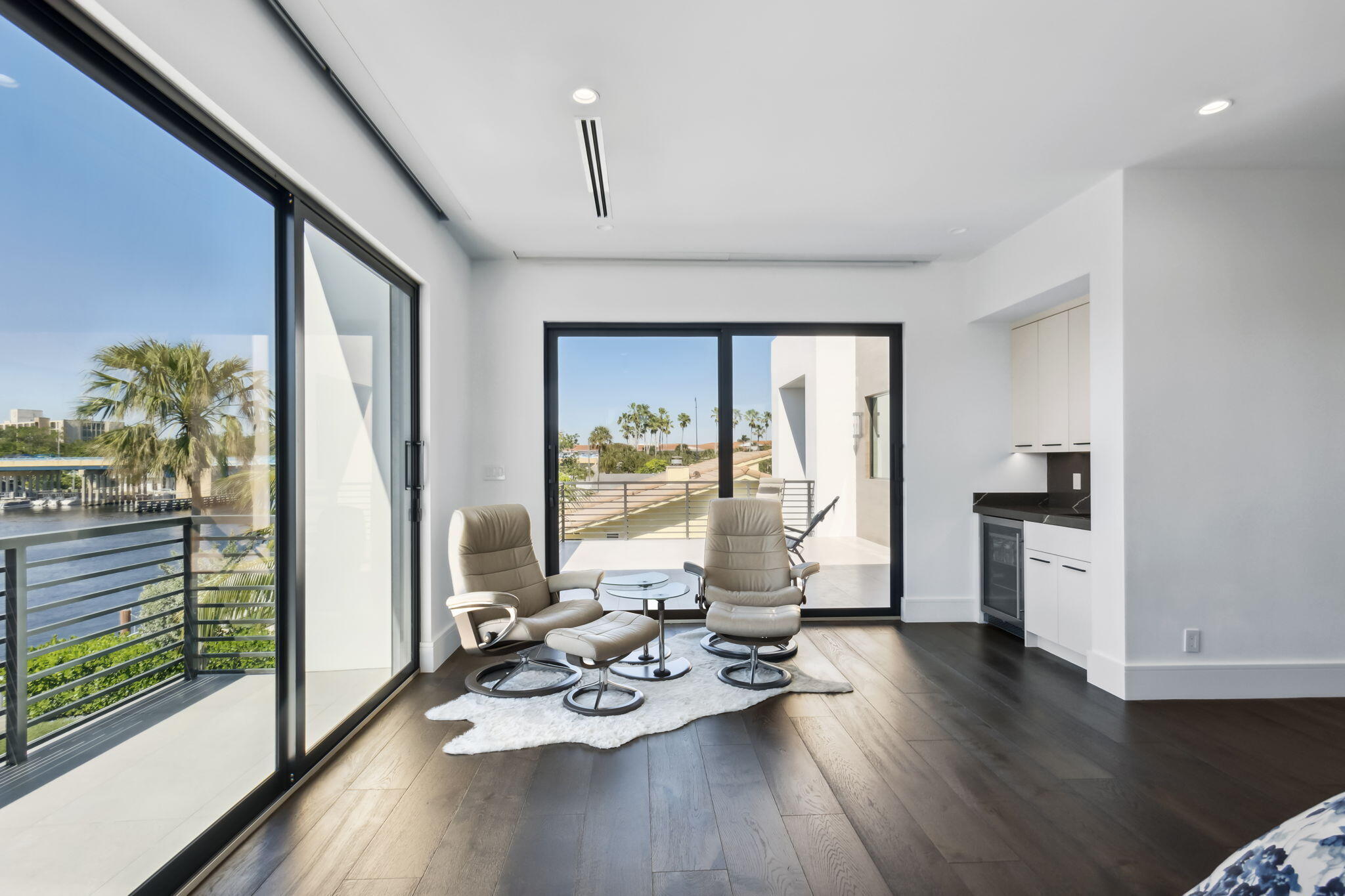 POINSETTIA GARDENS FIRST ADD - Residential