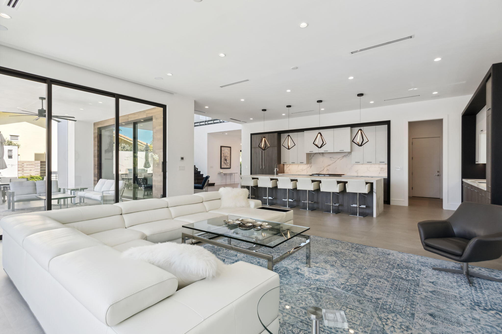 POINSETTIA GARDENS FIRST ADD - Residential