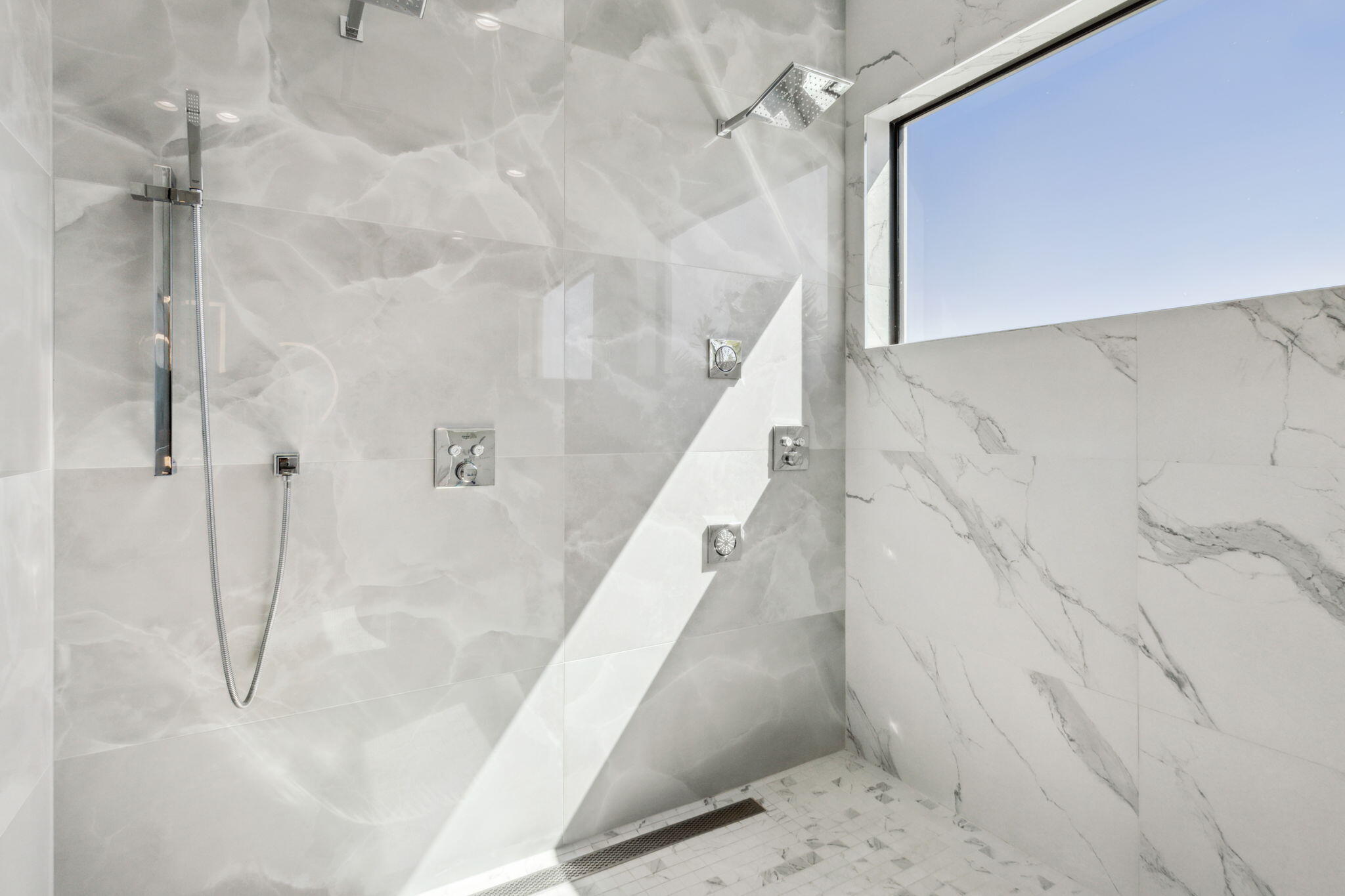 POINSETTIA GARDENS FIRST ADD - Residential