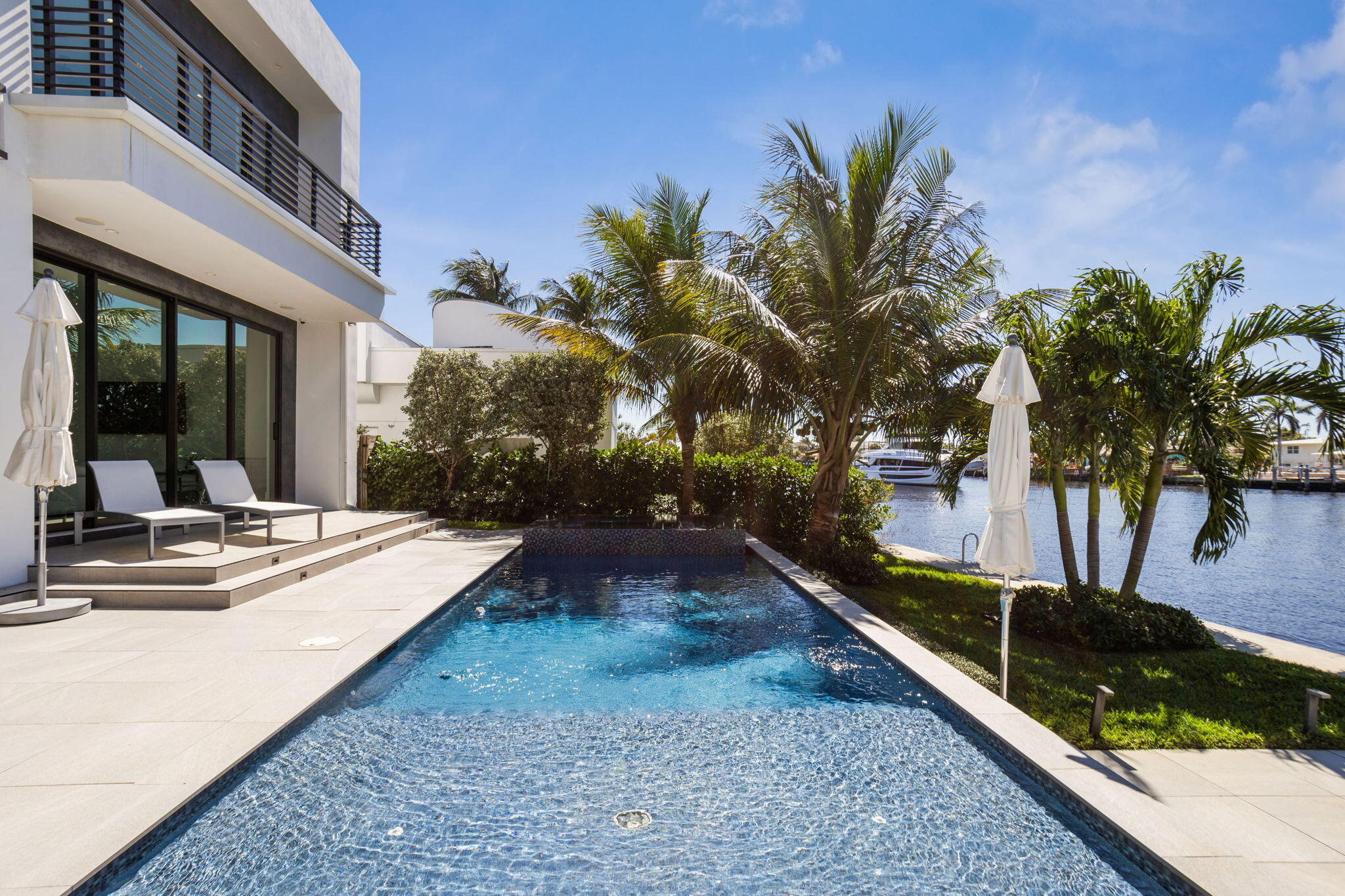 POINSETTIA GARDENS FIRST ADD - Residential