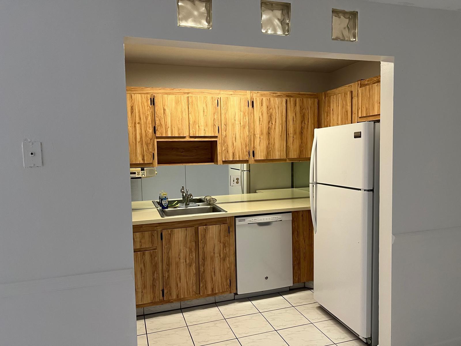 SPRINGS PARK EAST CONDO - Residential Lease