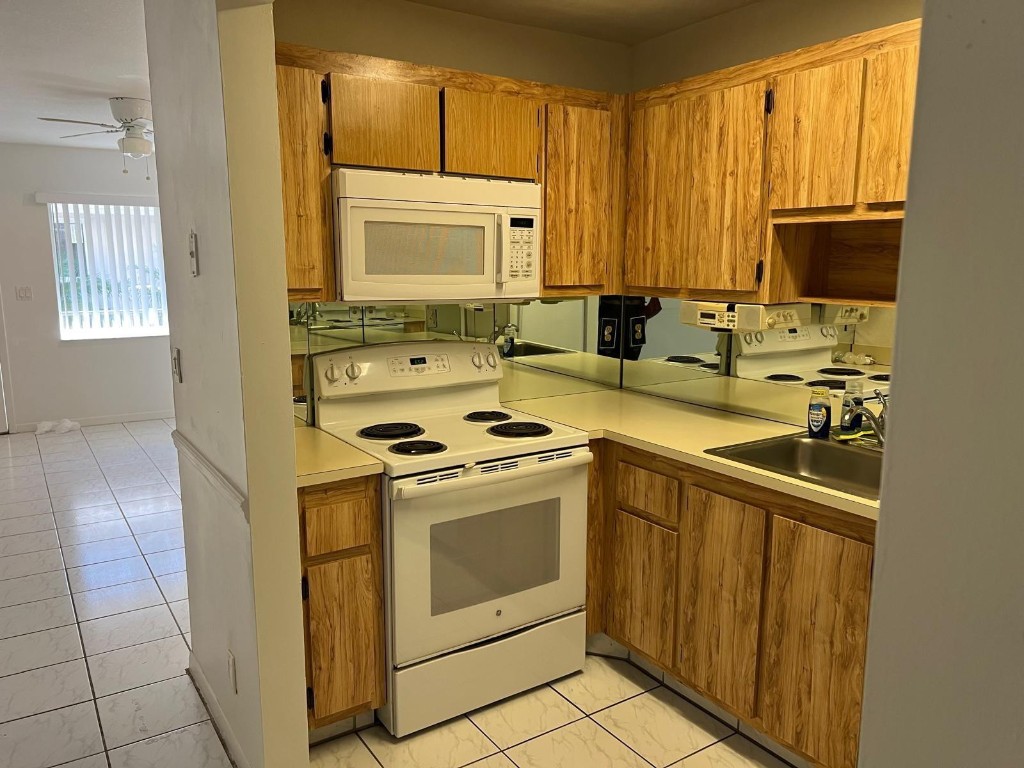 SPRINGS PARK EAST CONDO - Residential Lease