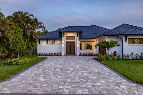 Photo of 513 SW South Carolina Drive, Stuart, FL 34994 (MLS # B26032883)