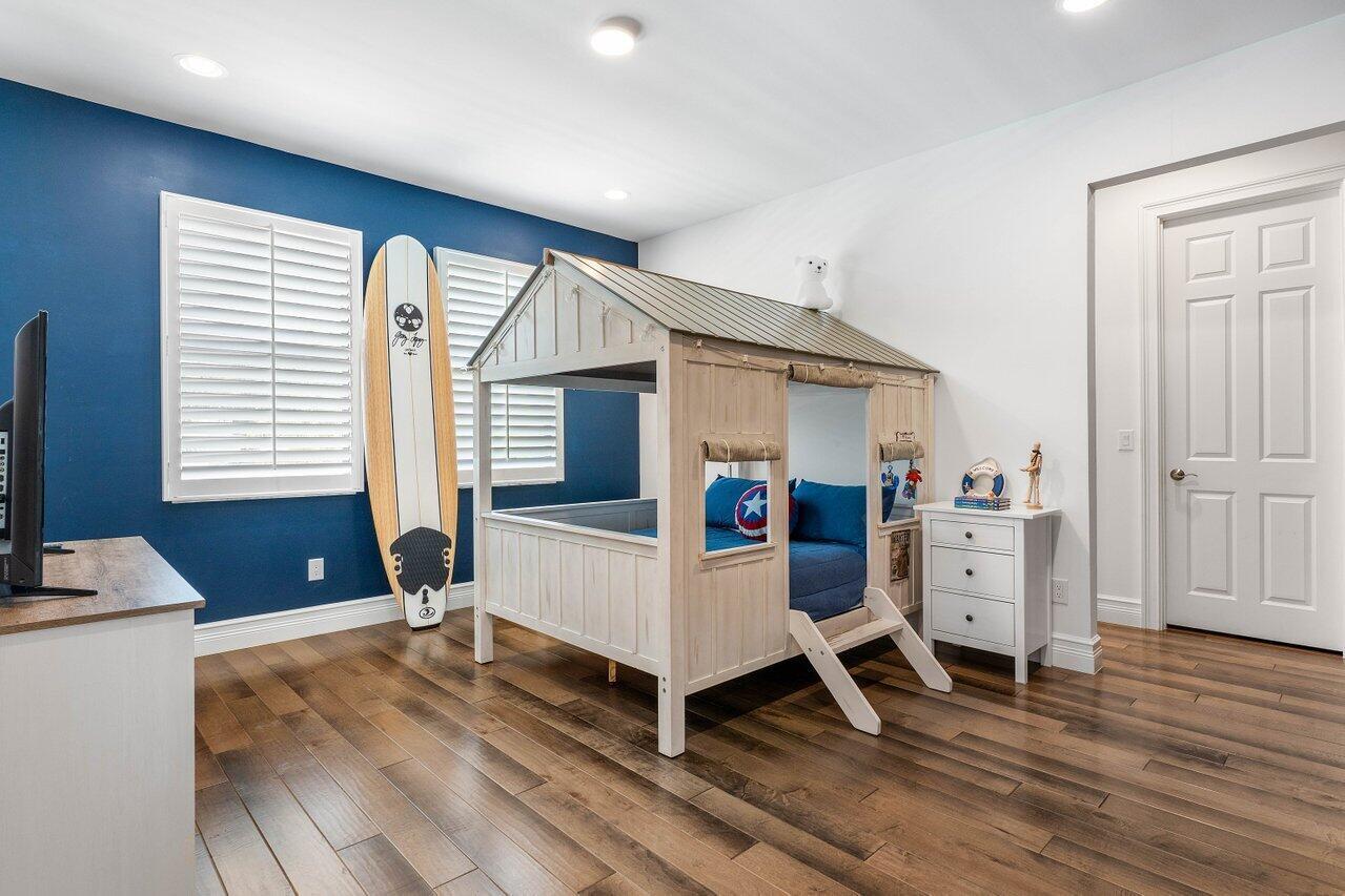 BOCA BRIDGES - Residential