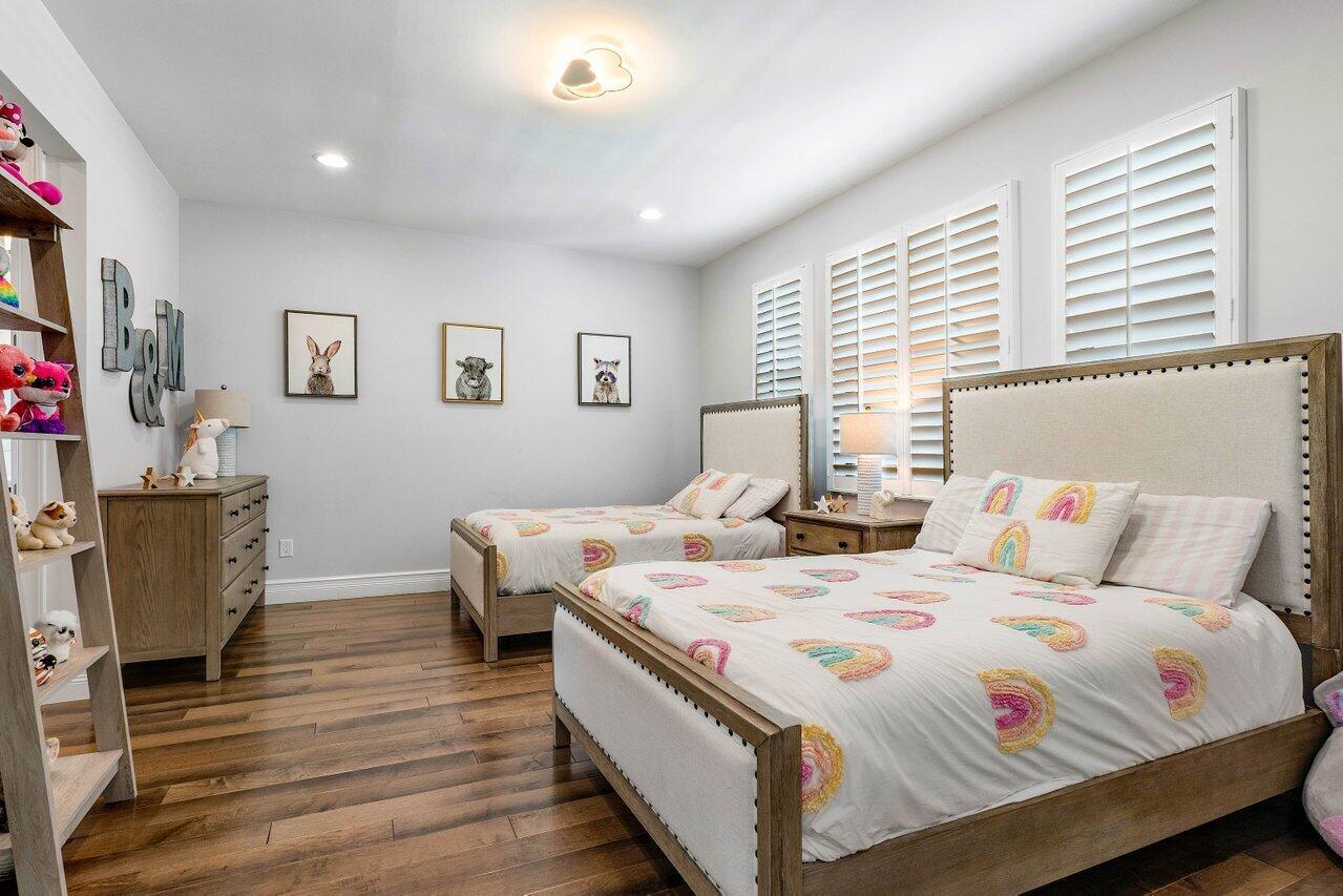 BOCA BRIDGES - Residential