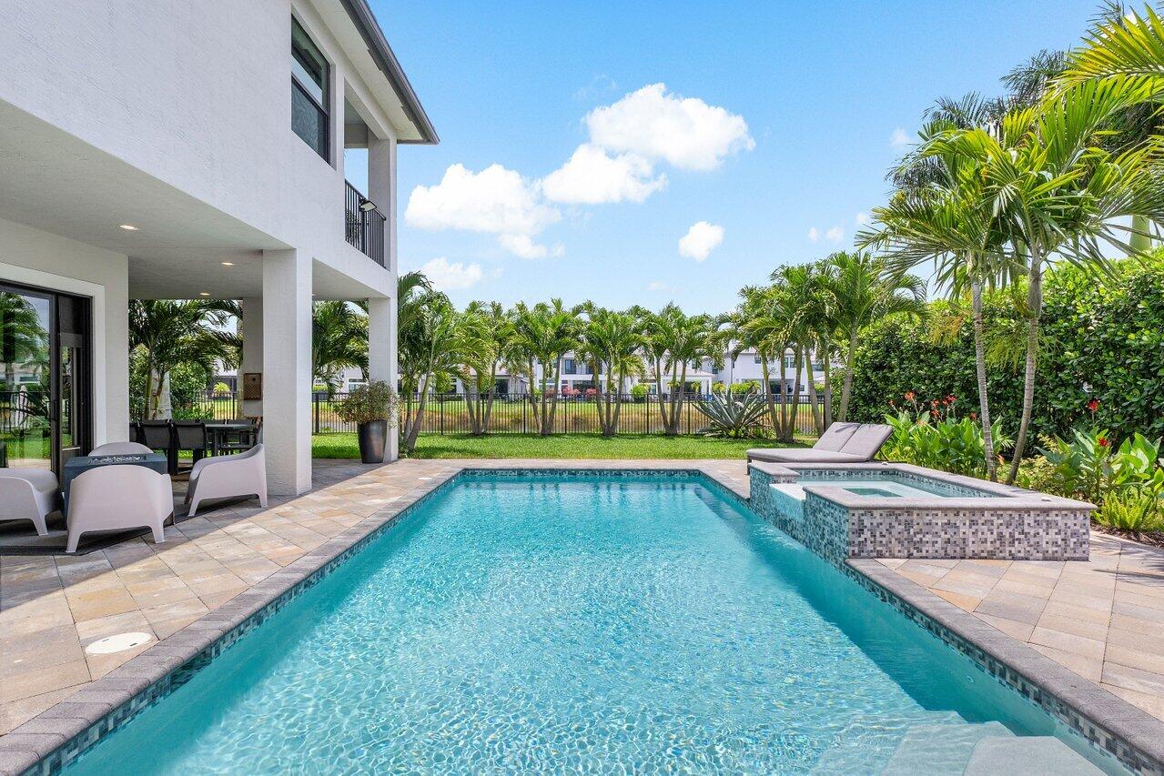 BOCA BRIDGES - Residential