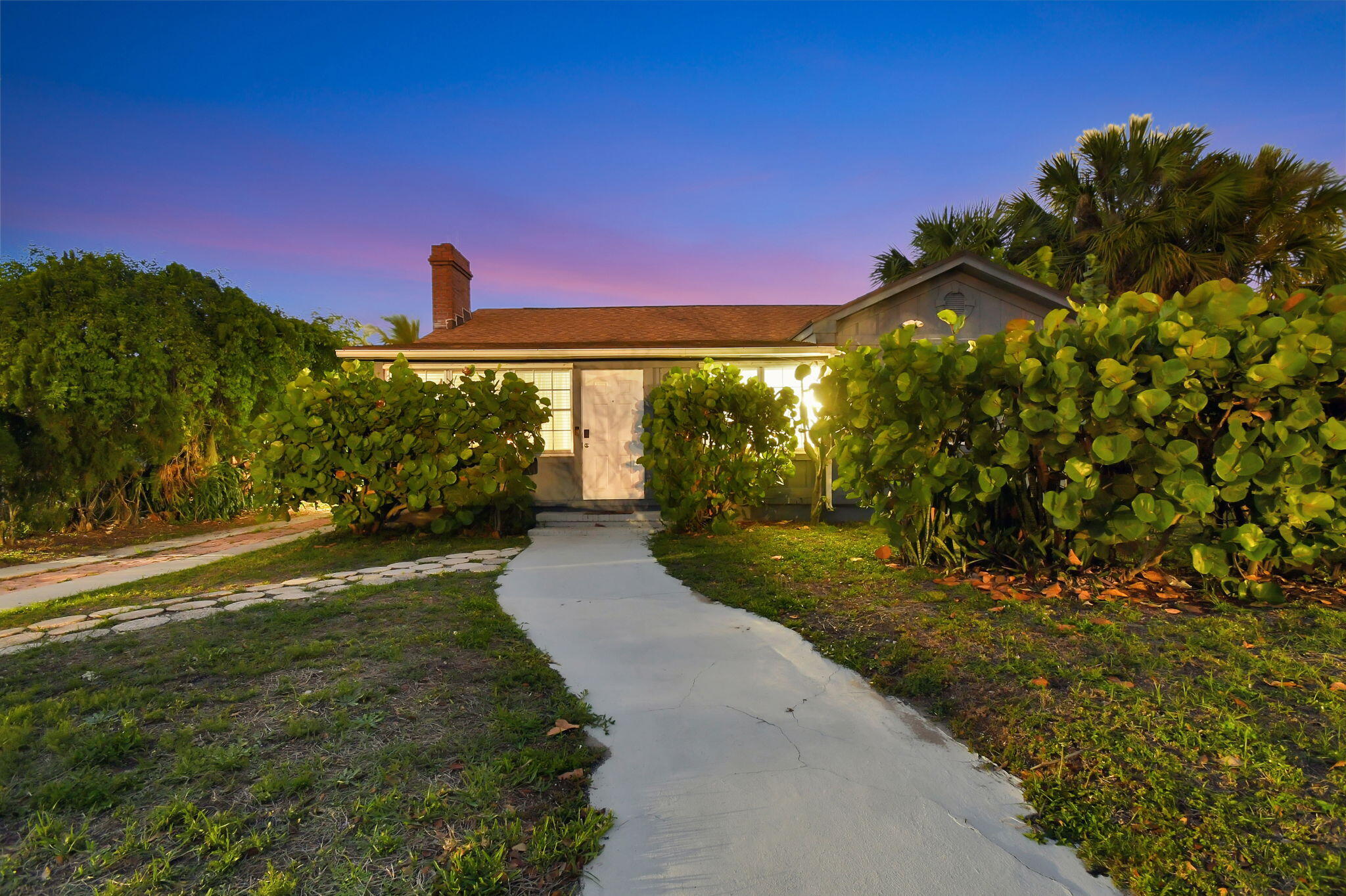 HILLCREST - Residential