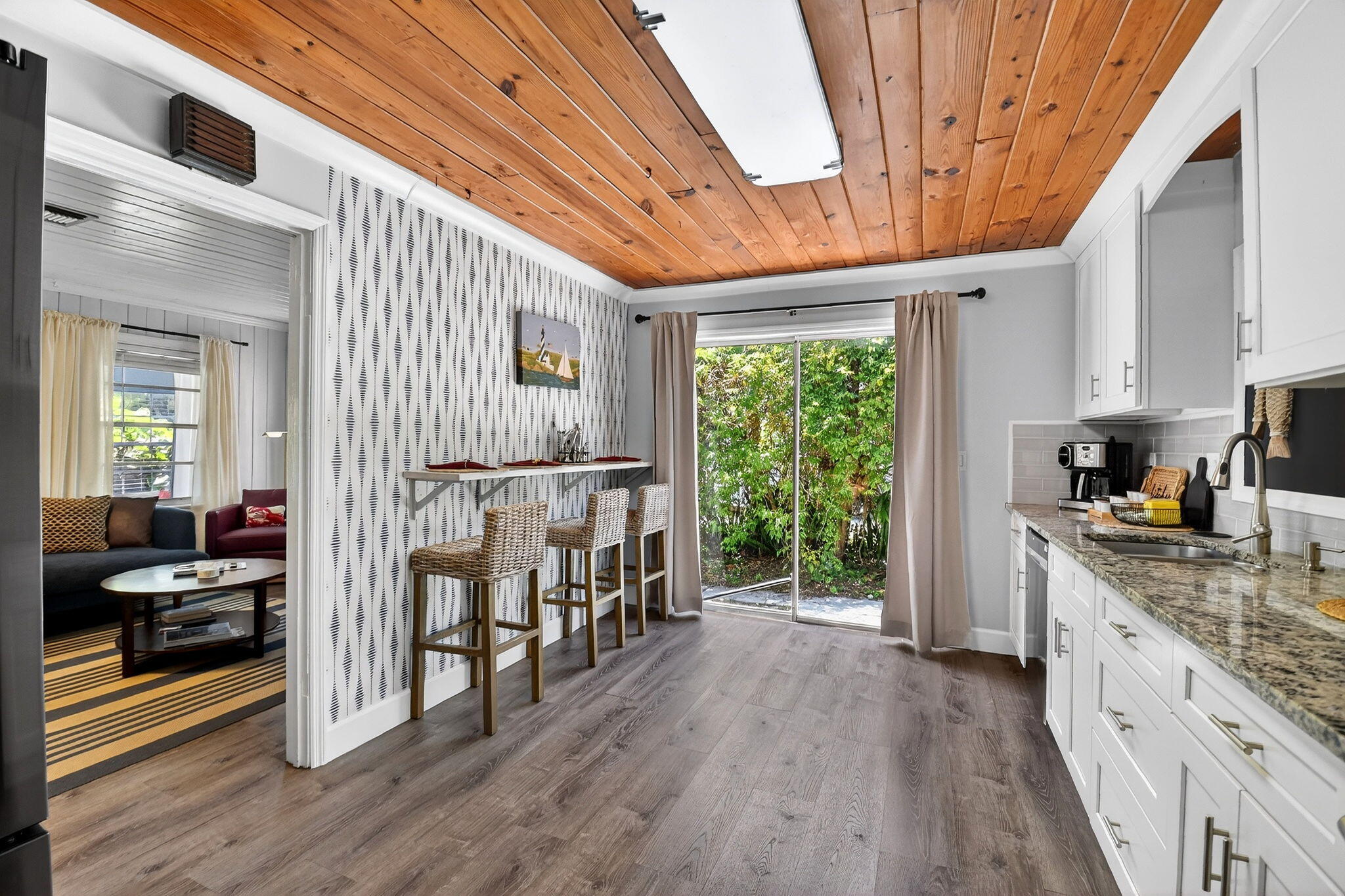 HILLCREST - Residential
