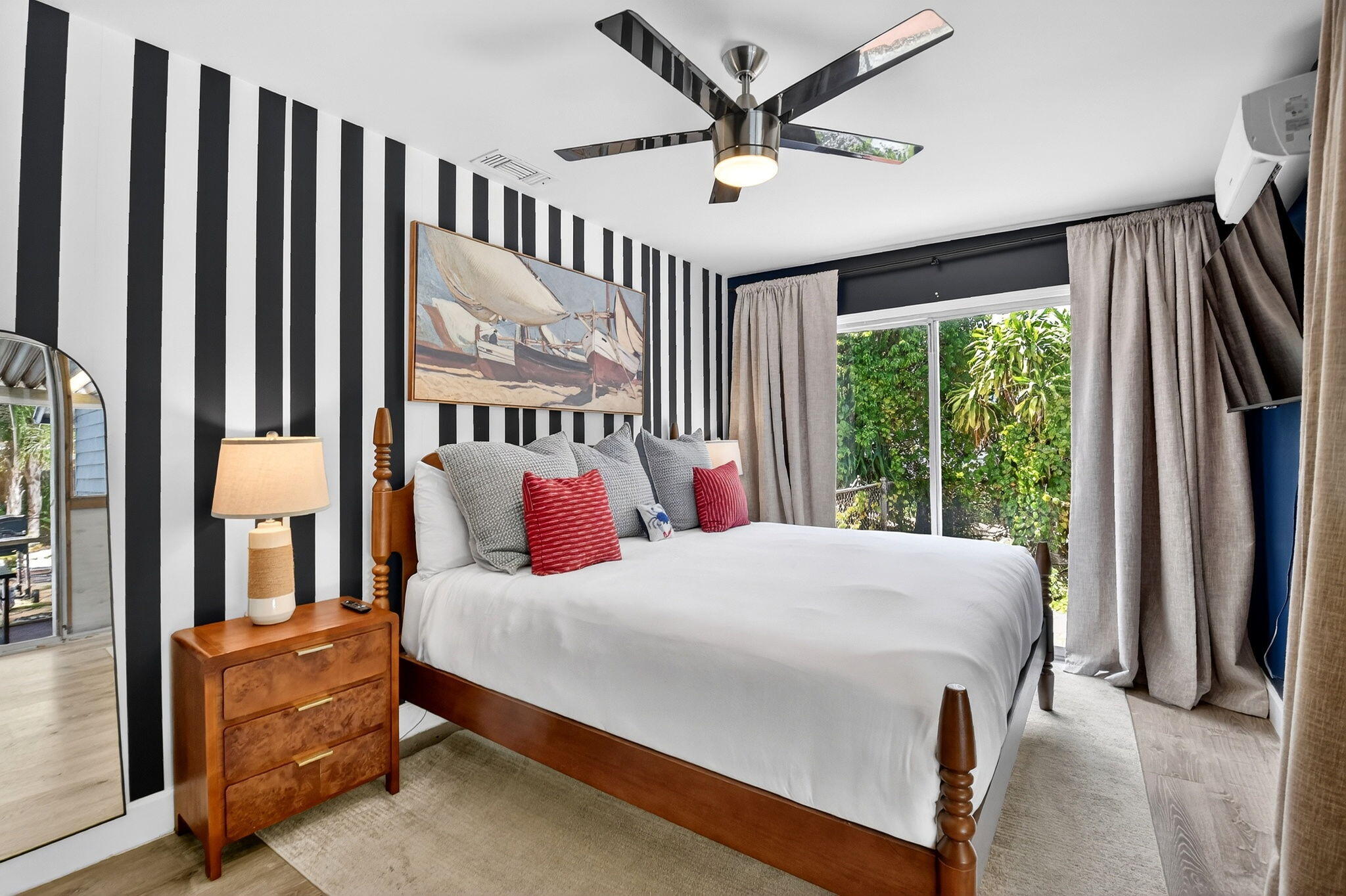 HILLCREST - Residential