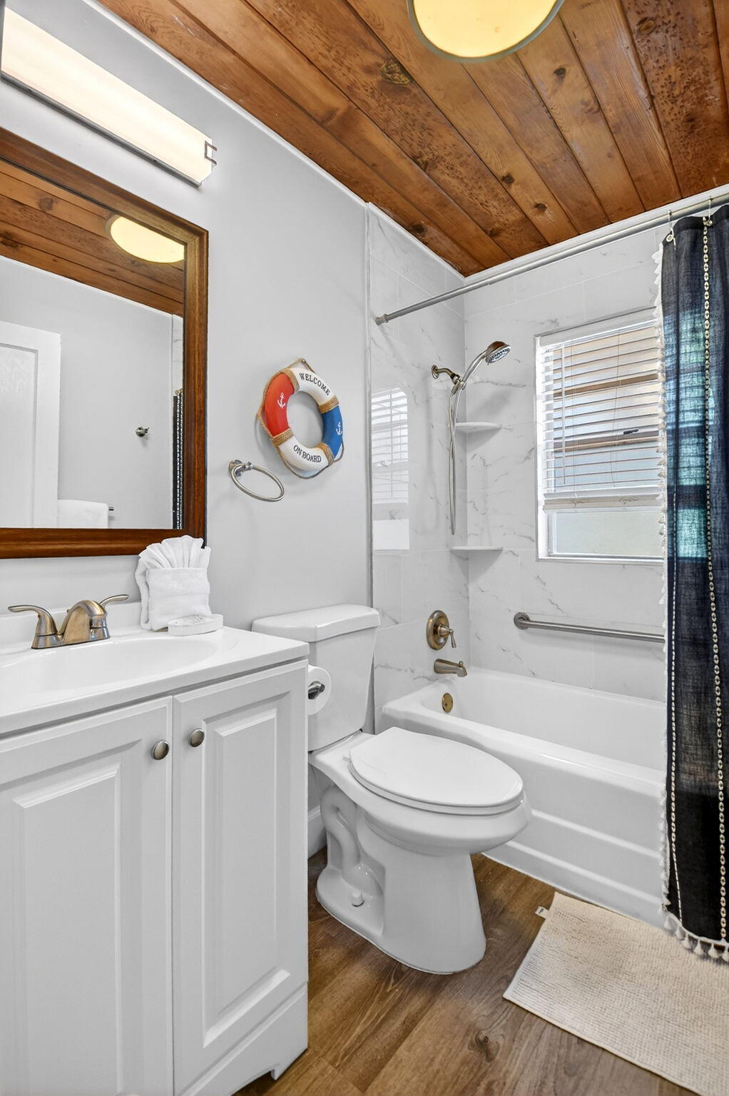 HILLCREST - Residential