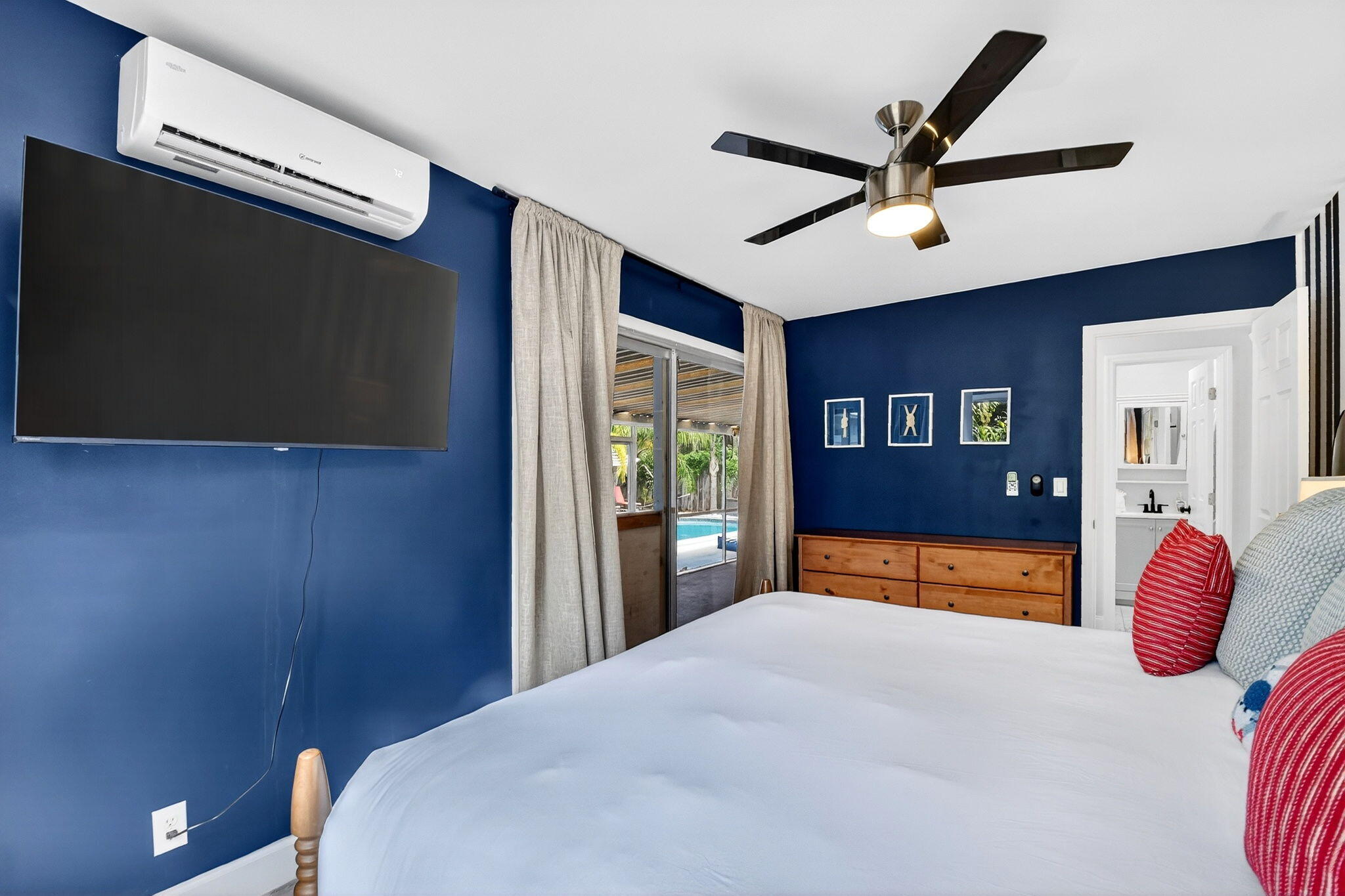 HILLCREST - Residential